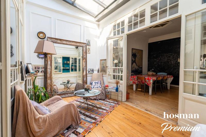 Maison - 250 m² - 7 pièces