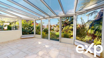 Maison - 204 m² - 7 pièces