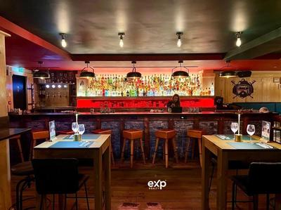 Fonds de commerce - Hôtellerie / Restauration - 216 m²