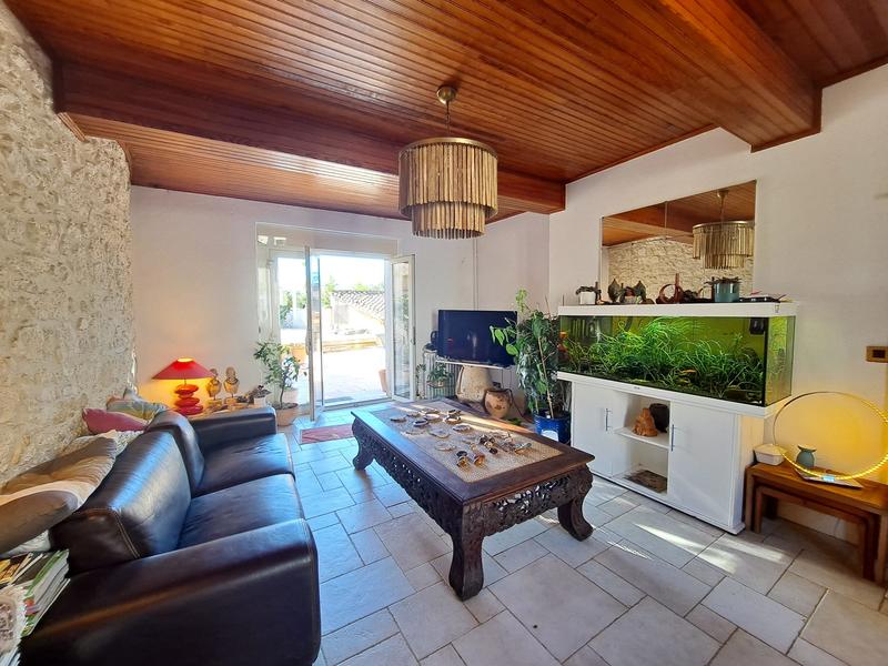 Maison - 221 m² - 9 pièces