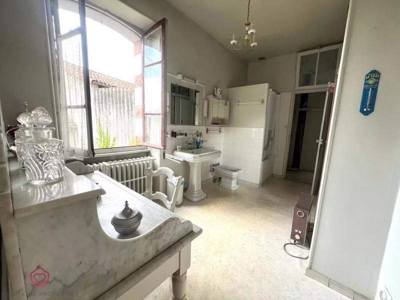 Maison de village - 174 m² - 7 pièces