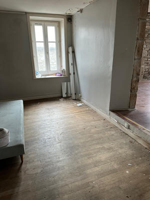 Maison - 176 m² - 11 pièces