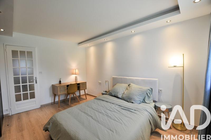 Appartement - 75 m² - 4 pièces