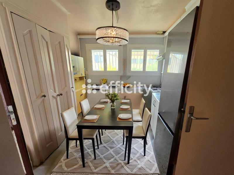 Maison - 160 m² - 5 pièces