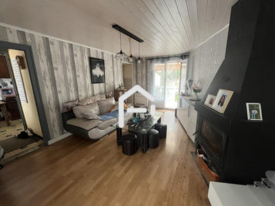 Maison - 87 m² - 4 pièces