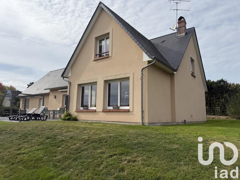 Maison - 220 m² - 8 pièces