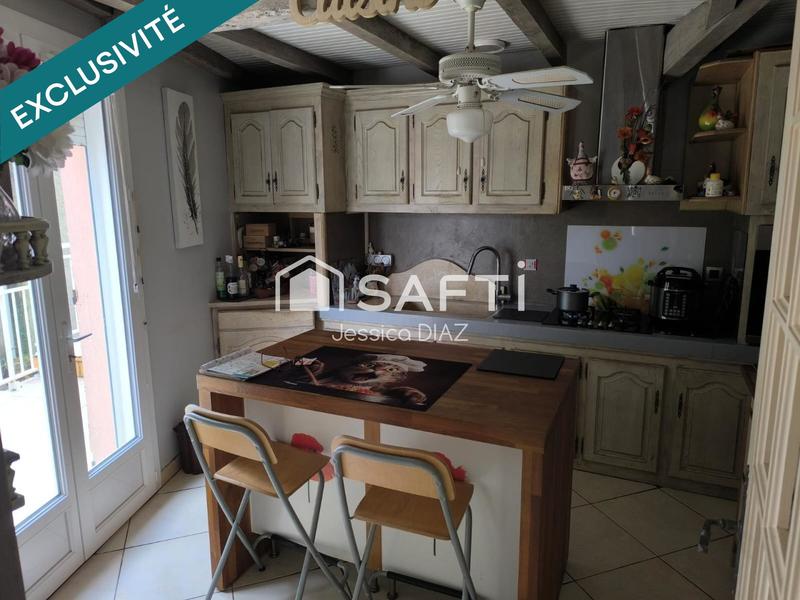 Maison - 212 m² - 10 pièces