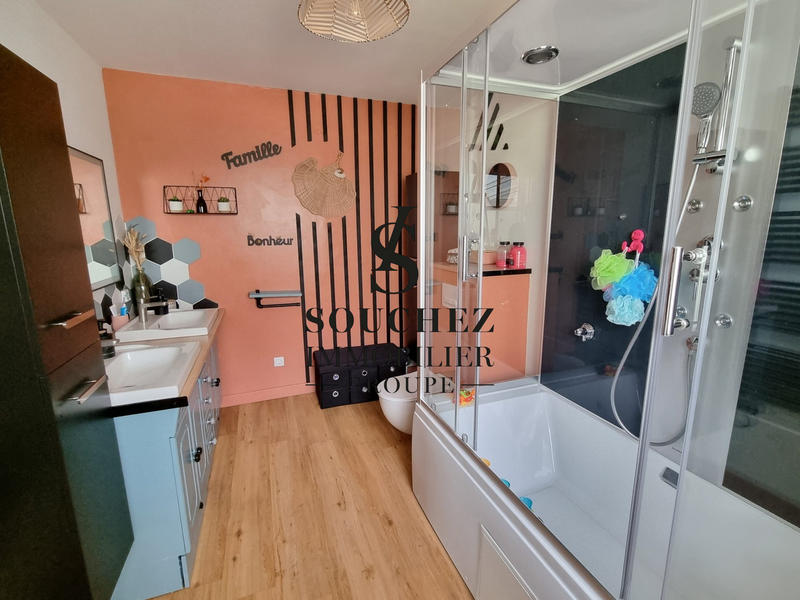 Maison - 150 m² - 7 pièces