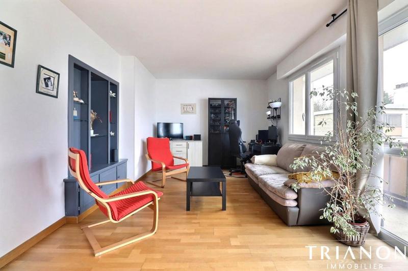Appartement - 96 m² - 5 pièces