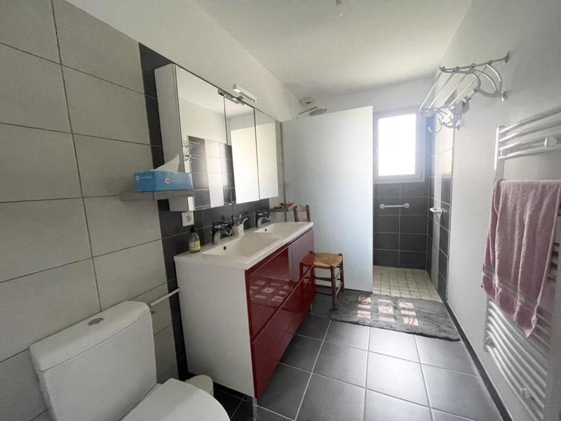 Maison - 111 m² - 5 pièces