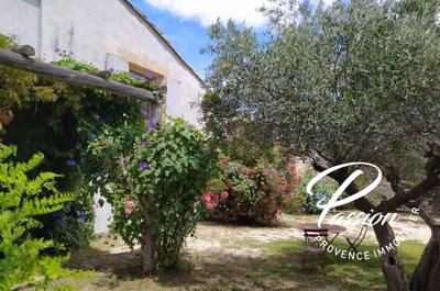 Mas - 190 m² - 6 pièces