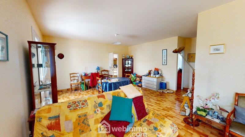 Maison - 85 m² - 3 pièces