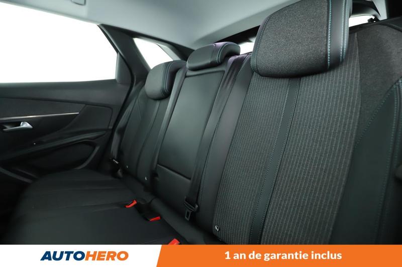 Peugeot 3008 1.2 PureTech Allure Pack Eat8 130 ch