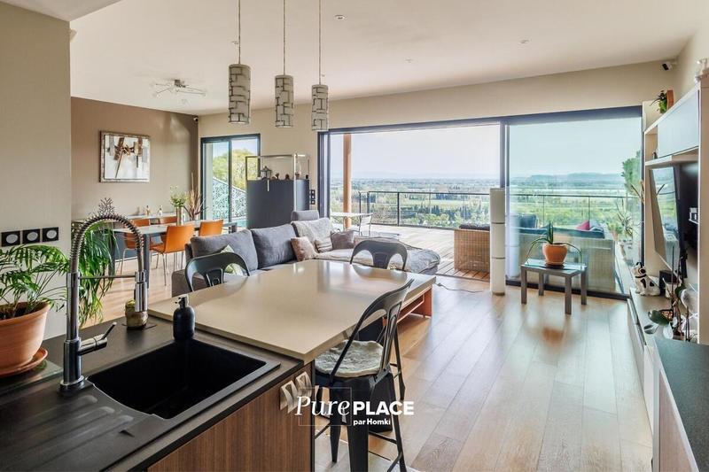 Appartement - 100 m² - 3 pièces