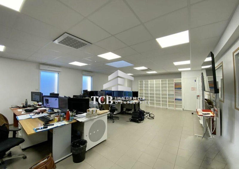 Local d'activités - 500 m²