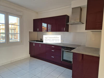 Appartement - 80 m² - 3 pièces