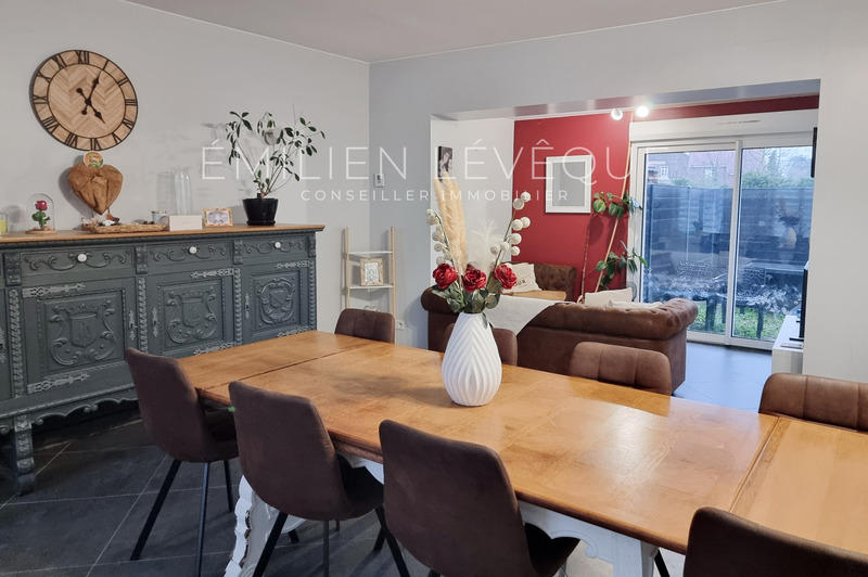 Maison - 134 m² - 8 pièces