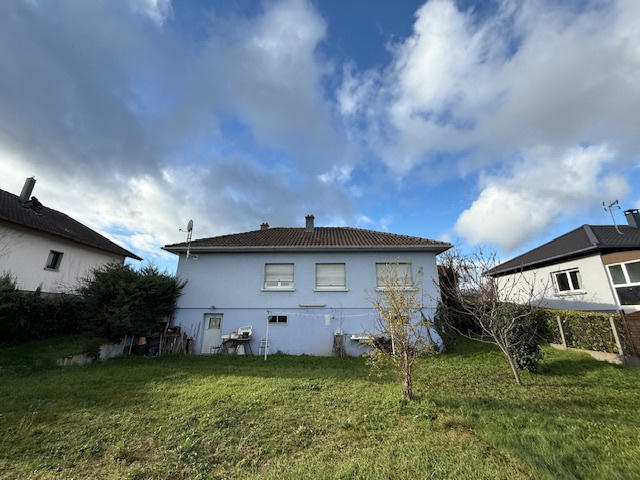 Maison - 107 m² - 6 pièces