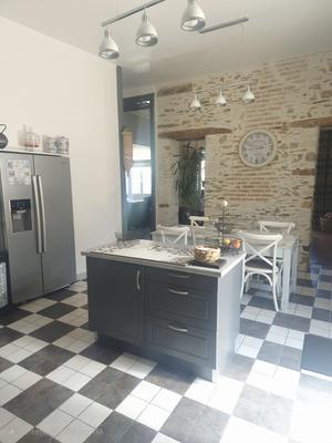 Maison - 219 m² - 8 pièces