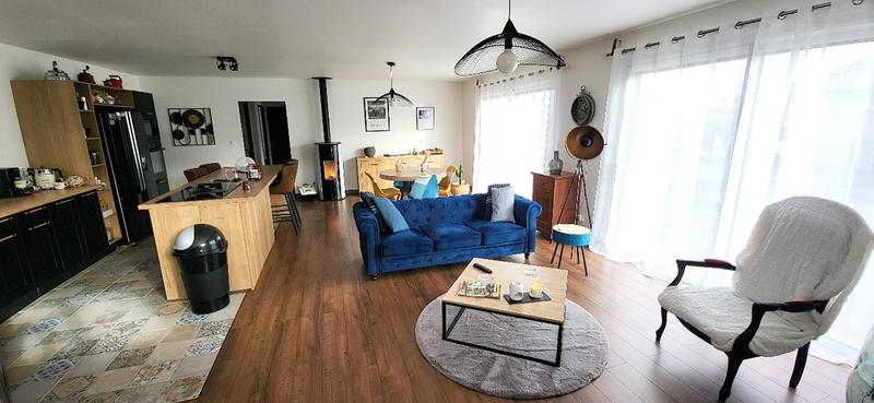 Maison - 104 m² - 4 pièces