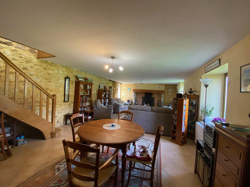 Maison - 188 m² - 6 pièces