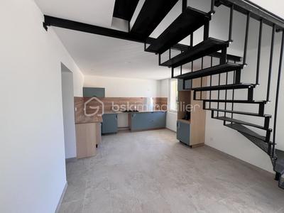 Maison traditionnelle - 146 m² - 6 pièces