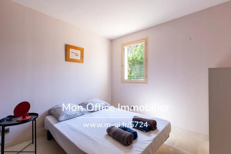 Propriété - 270 m² - 10 pièces