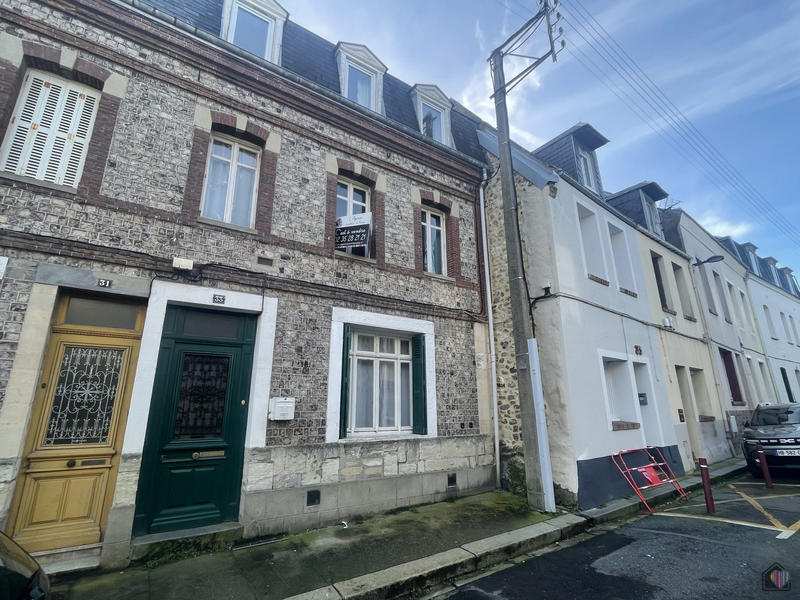 Maison - 145 m² - 6 pièces