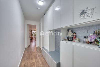 Appartement - 79 m² - 4 pièces