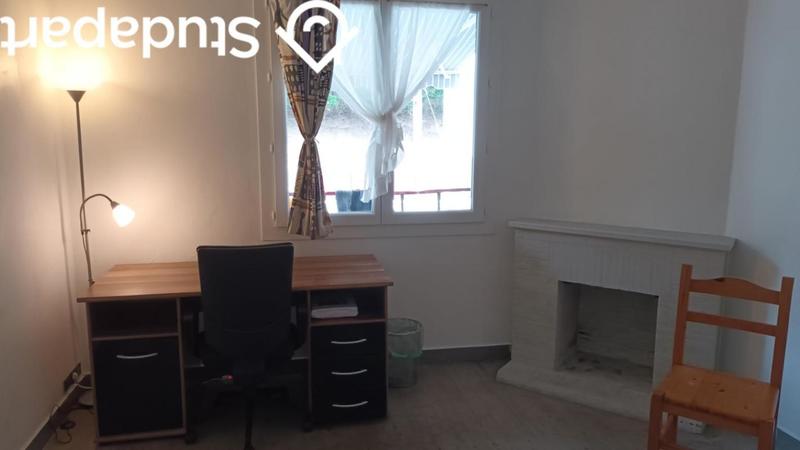 Chambre - 14 m² - 1 pièce