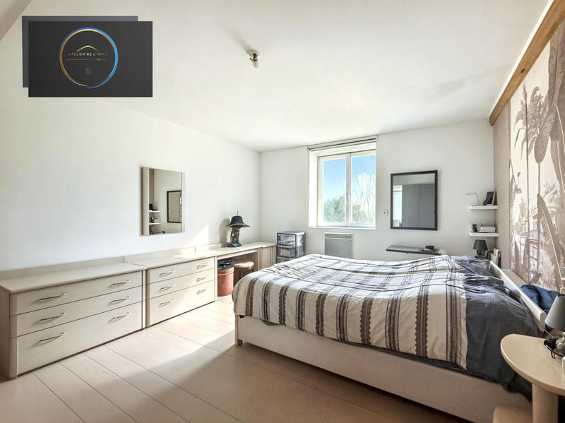 Maison - 185 m² - 5 pièces