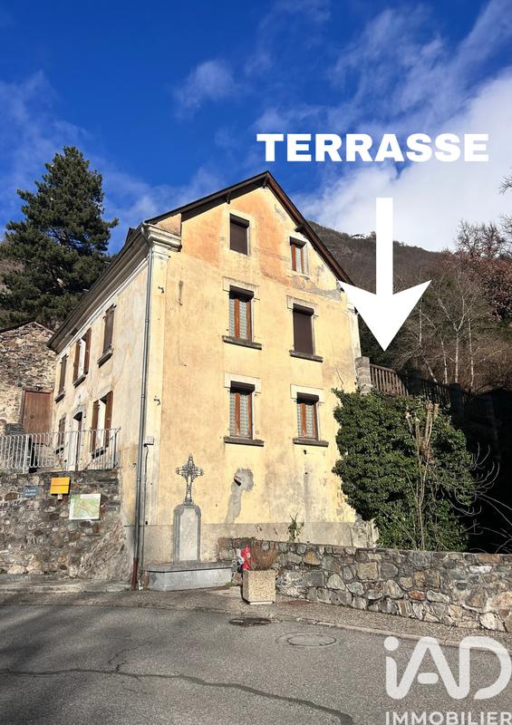 Maison de village - 88 m² - 7 pièces