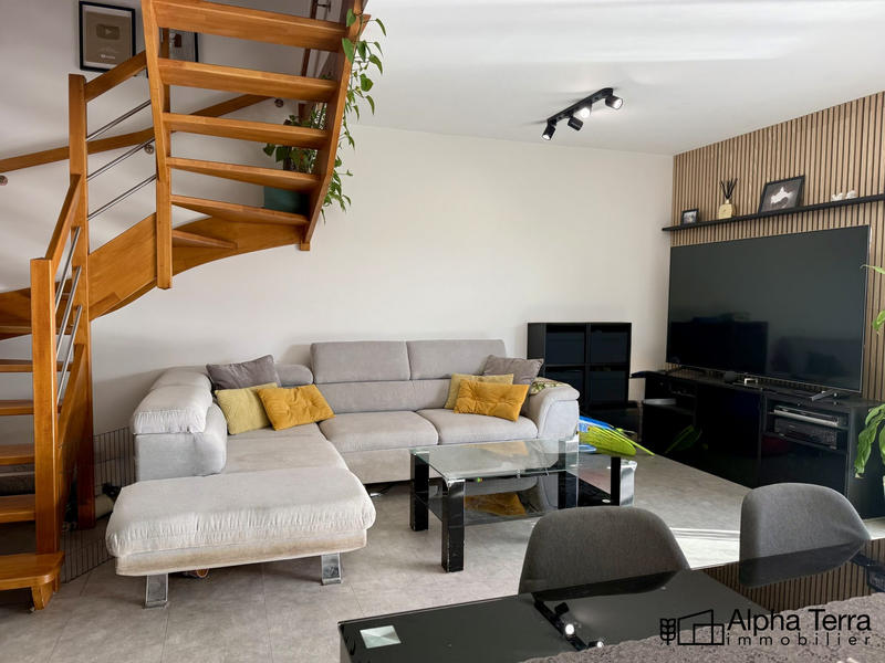 Maison - 90 m² - 4 pièces