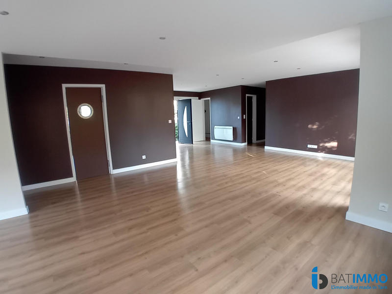 Maison - 185 m² - 6 pièces