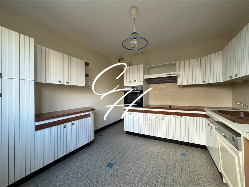 Appartement - 83 m² - 3 pièces