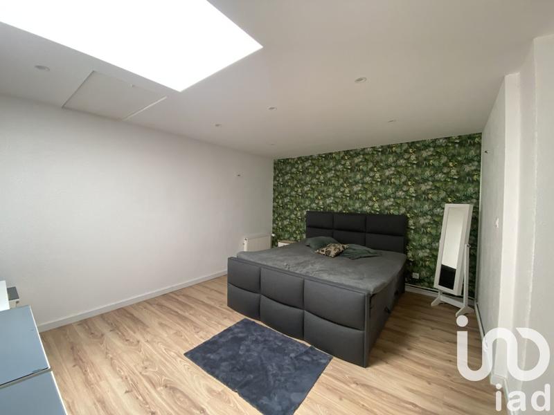 Maison - 430 m² - 8 pièces