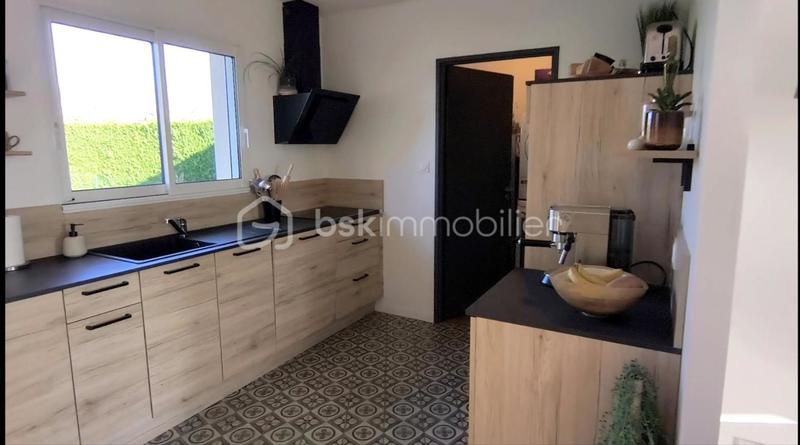 Maison - 90 m² - 4 pièces