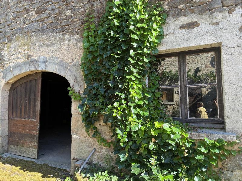 Maison de village - 150 m² - 2 pièces