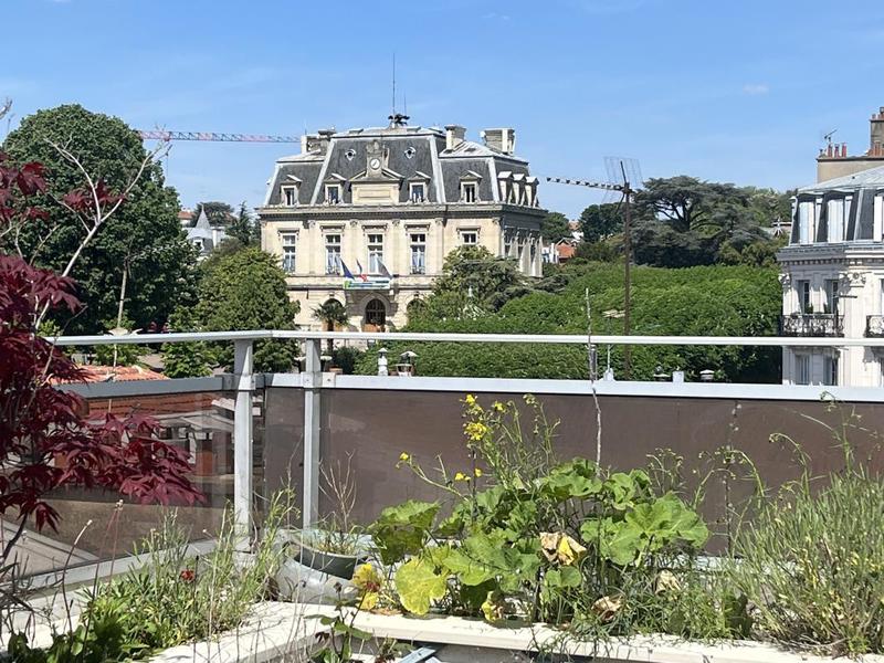 Appartement - 98 m² - 4 pièces