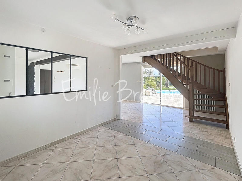 Maison traditionnelle - 164 m² - 5 pièces