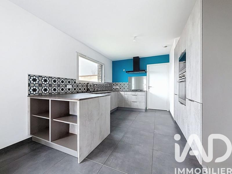 Maison - 93 m² - 4 pièces