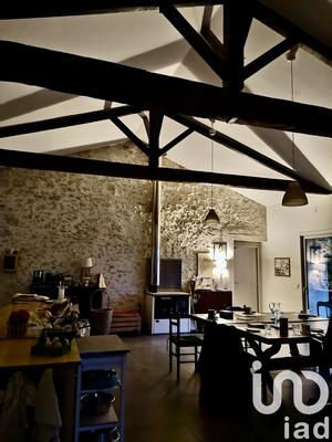 Maison - 430 m² - 15 pièces