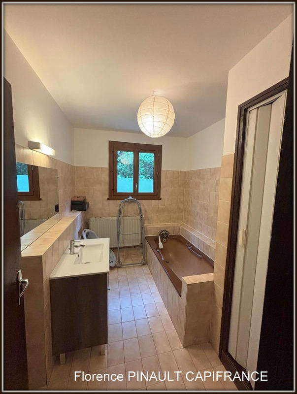 Maison - 160 m² - 6 pièces