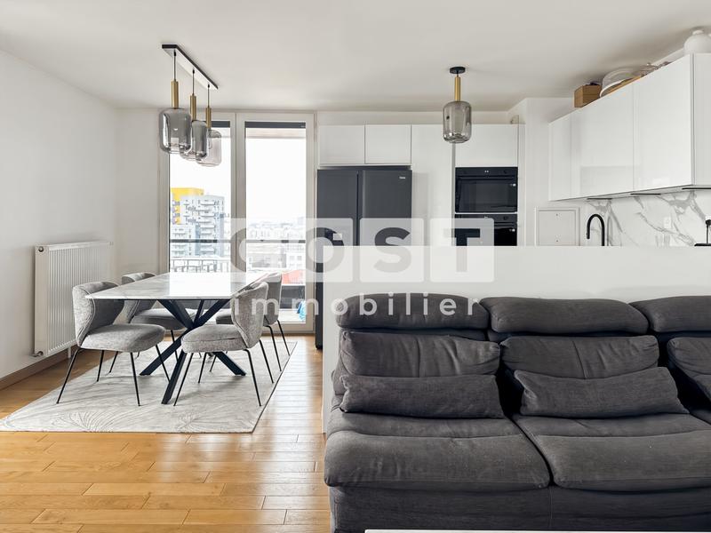 Appartement - 87 m² - 4 pièces