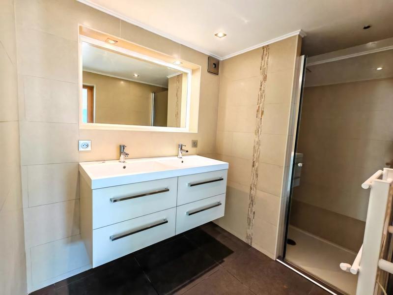 Appartement - 57 m² - 2 pièces