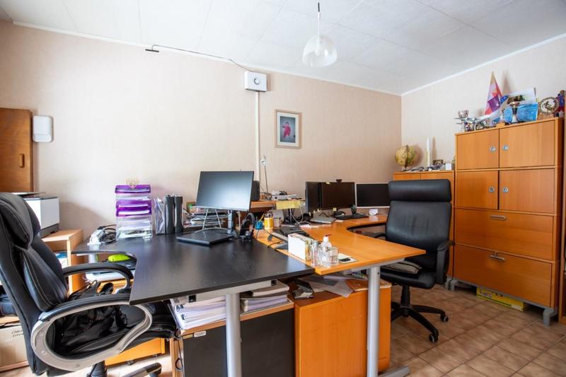 Maison - 160 m² - 8 pièces