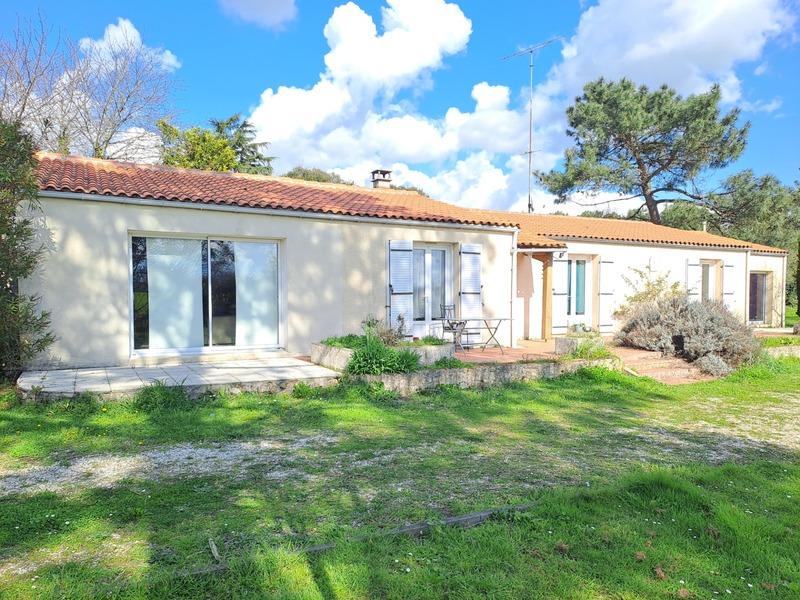 Maison - 170 m² - 7 pièces