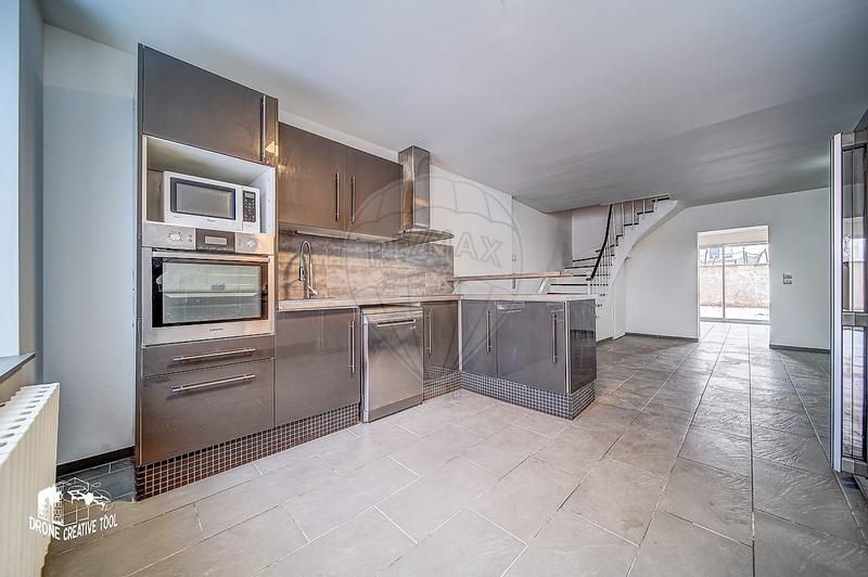 Maison - 107 m² - 4 pièces