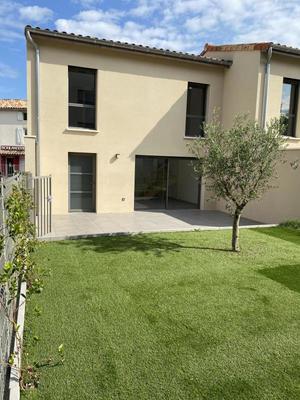 Maison de ville - 98 m² - 4 pièces