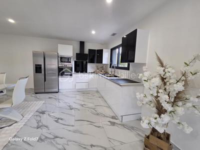 Maison - 100 m² - 4 pièces